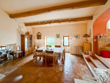 Maison à vendre 5 pièces de 115 m² à Saint-Martin-de-Castillon