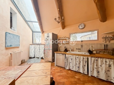 Maison à vendre 5 pièces de 115 m² à Saint-Martin-de-Castillon