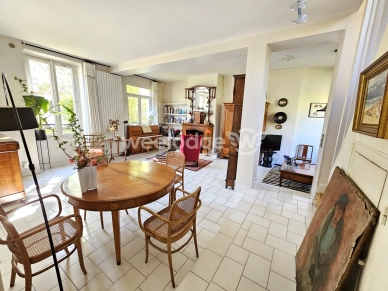 Maison à vendre 7 pièces de 154 m² à Conflans-Sainte-Honorine
