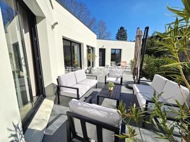 Maison à vendre 6 pièces de 140 m² à Conflans-Sainte-Honorine
