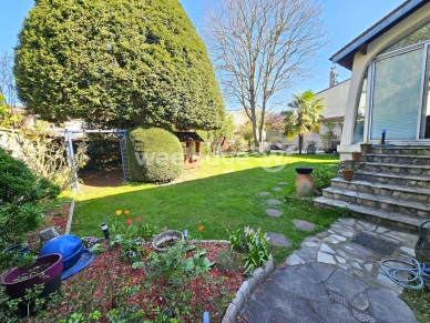 Maison à vendre 7 pièces de 130 m² à Conflans-Sainte-Honorine