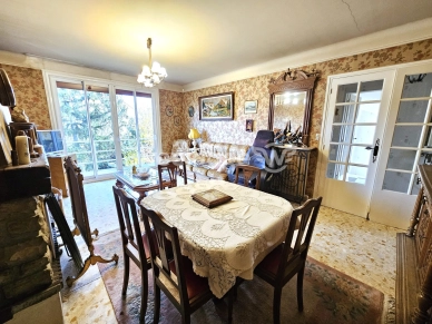 Maison à vendre 8 pièces de 143 m² à Conflans-Sainte-Honorine