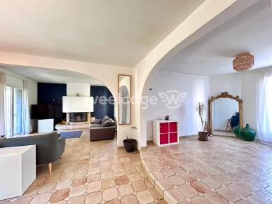 Maison à vendre 5 pièces de 159,75 m² à Noisy-le-Sec