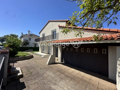 Maison à vendre 5 pièces de 147,83 m² à Fonbeauzard