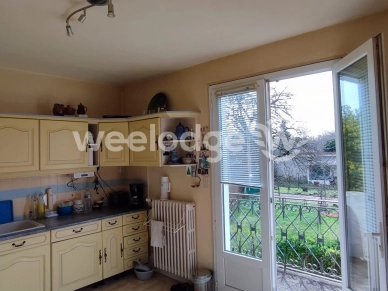 Maison à vendre 6 pièces de 153,85 m² à Angoulême