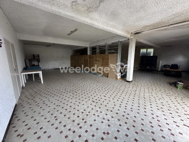 Maison à vendre 10 pièces de 187 m² à Treillières