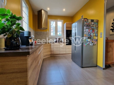 Maison à vendre 7 pièces de 166,65 m² à Jouy-le-Moutier