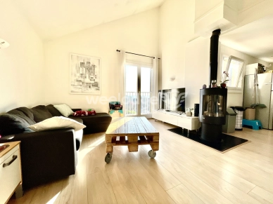 Maison à vendre 6 pièces de 116 m² à Jouy-le-Moutier