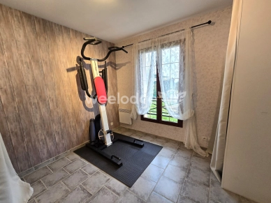 Maison à vendre 6 pièces de 110 m² à Montigny-le-Chartif