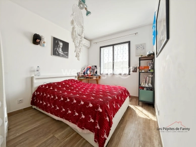 Maison à vendre 4 pièces de 96 m² à La Fare-les-Oliviers