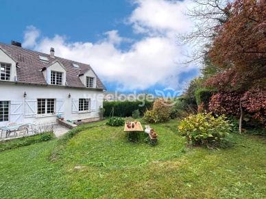 Maison à vendre 8 pièces de 160 m² à Montigny-Lencoup