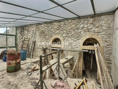Maison à vendre 1 pièces de 169,3 m² à Lançon-Provence