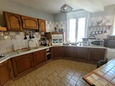 Maison à vendre 5 pièces de 175 m² à Maroilles