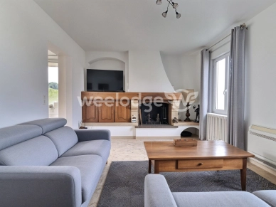 Maison à vendre 6 pièces de 135 m² à Peyrolles-en-Provence