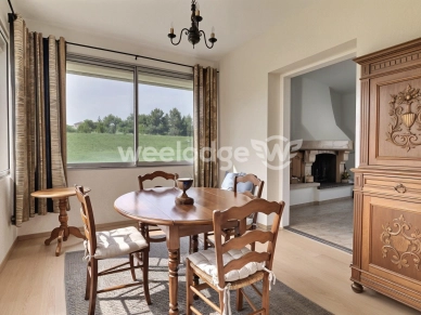Maison à vendre 6 pièces de 135 m² à Peyrolles-en-Provence