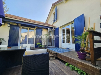 Maison à vendre 6 pièces de 106 m² à Conflans-Sainte-Honorine