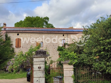 Maison à vendre 12 pièces de 361 m² à La Tâche