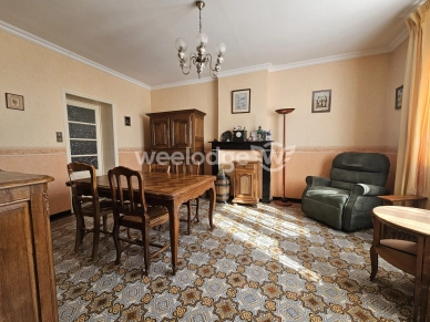 Maison vendu 5 pièces de 131 m² à Maing