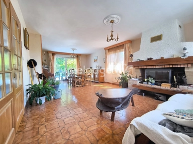 Maison à vendre 7 pièces de 162 m² à Boussois