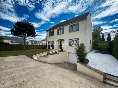 Maison à vendre 6 pièces de 140,49 m² à Conflans-Sainte-Honorine