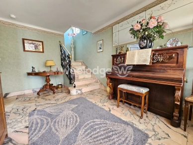 Maison à vendre 5 pièces de 102 m² à Conflans-Sainte-Honorine