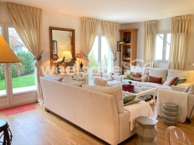 Maison à vendre 7 pièces de 190,32 m² à Conflans-Sainte-Honorine