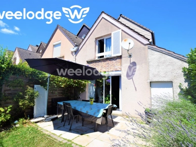 Maison à vendre 6 pièces de 108 m² à Jouy-le-Moutier