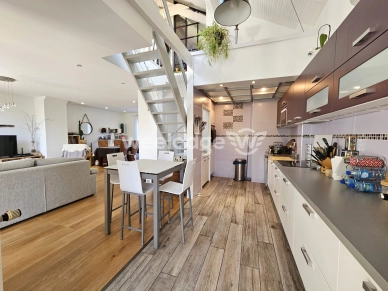 Maison à vendre 6 pièces de 106 m² à Conflans-Sainte-Honorine