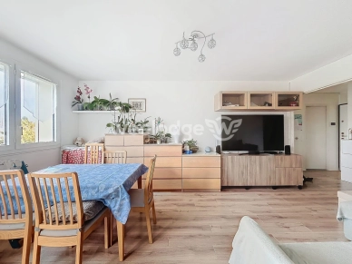 Appartement à vendre 5 pièces de 81 m² à Saint-Michel-sur-Orge