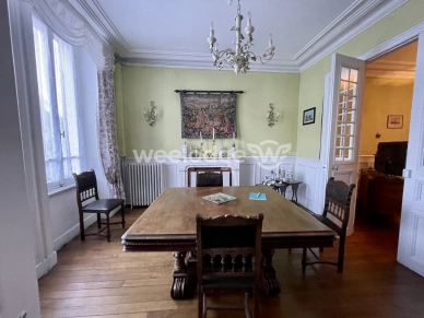 Maison à vendre 7 pièces de 196,9 m² à Bogny-sur-Meuse