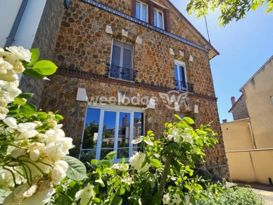 Maison à vendre 7 pièces de 242 m² à Conflans-Sainte-Honorine