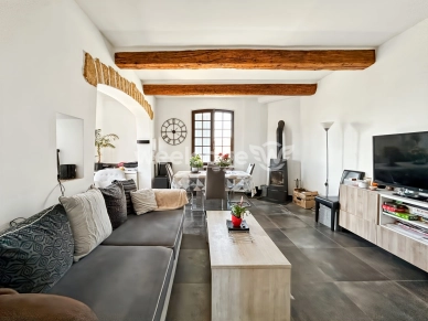 Maison à vendre 4 pièces de 200 m² à Courthézon