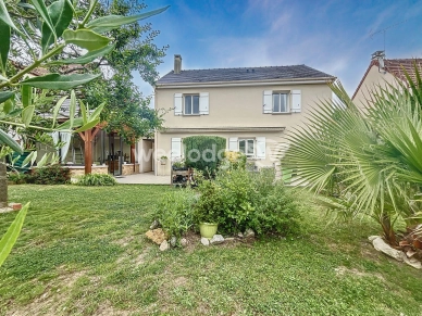 Maison à vendre 6 pièces de 103 m² à Maurecourt