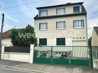 Maison à vendre 12 pièces de 185 m² à Argenteuil
