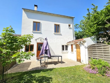 Maison à vendre 6 pièces de 145 m² à Conflans-Sainte-Honorine