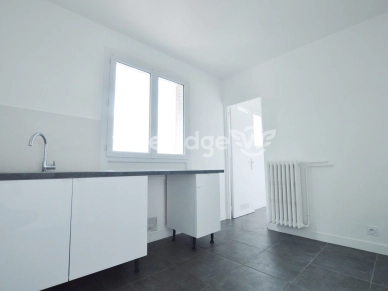 Appartement à louer 6 pièces de 110,7 m² à Rueil-Malmaison