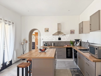 Maison à vendre 6 pièces de 138 m² à Mérindol