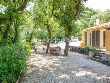Maison à vendre 4 pièces de 92 m² à Rochefort-du-Gard