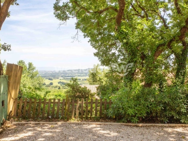 Maison à vendre 4 pièces de 92 m² à Rochefort-du-Gard