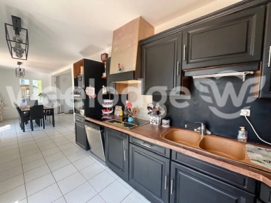 Maison à vendre 6 pièces de 107 m² à Gisors
