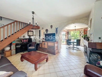 Maison à vendre 5 pièces de 89,68 m² à Éragny