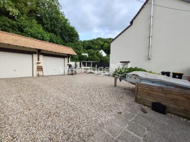 Maison à vendre 5 pièces de 102 m² à Elbeuf