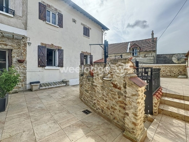Maison à vendre 6 pièces de 113,62 m² à Chanteloup-les-Vignes