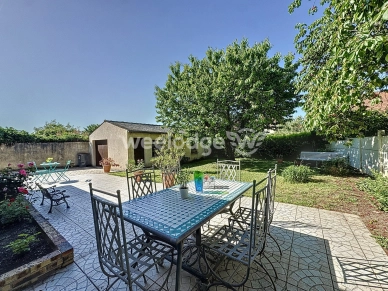Maison à vendre 6 pièces de 102,42 m² à Andrésy