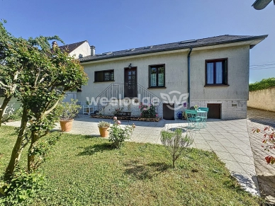 Maison à vendre 6 pièces de 102,42 m² à Andrésy