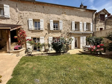 Maison à vendre 6 pièces de 195 m² à Condécourt