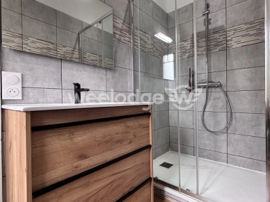 Maison à vendre 8 pièces de 286 m² à Feignies