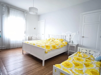 Maison à vendre 8 pièces de 286 m² à Feignies