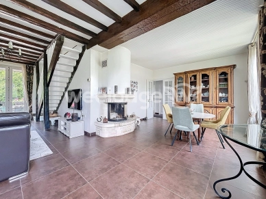 Maison à vendre 6 pièces de 125 m² à Vauréal