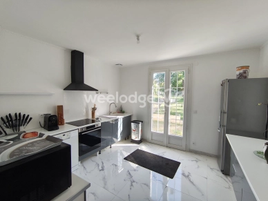 Maison à vendre 7 pièces de 122,48 m² à Bérou-la-Mulotière